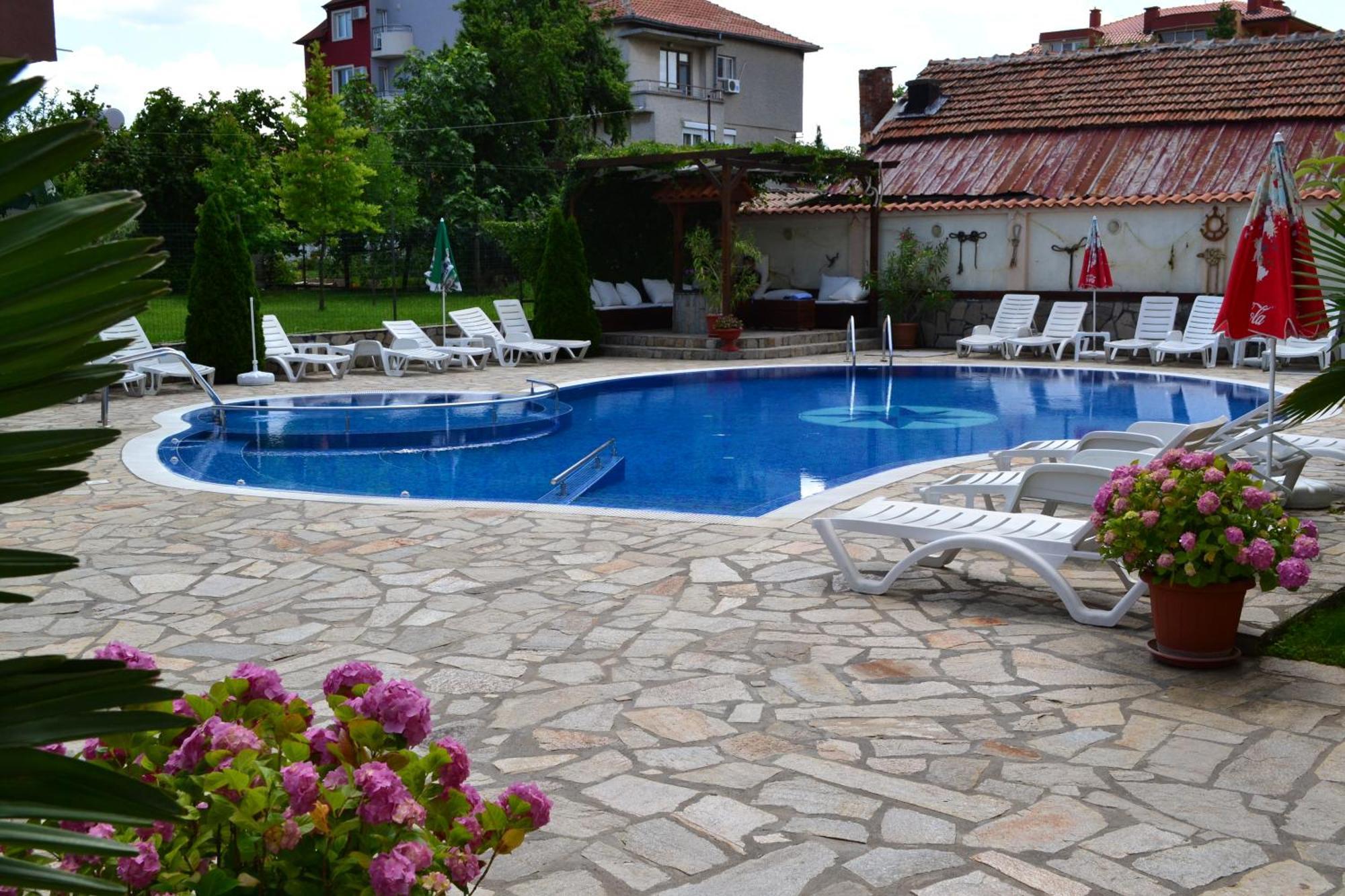 Saint George Family Hotel Lozeneț Exterior foto